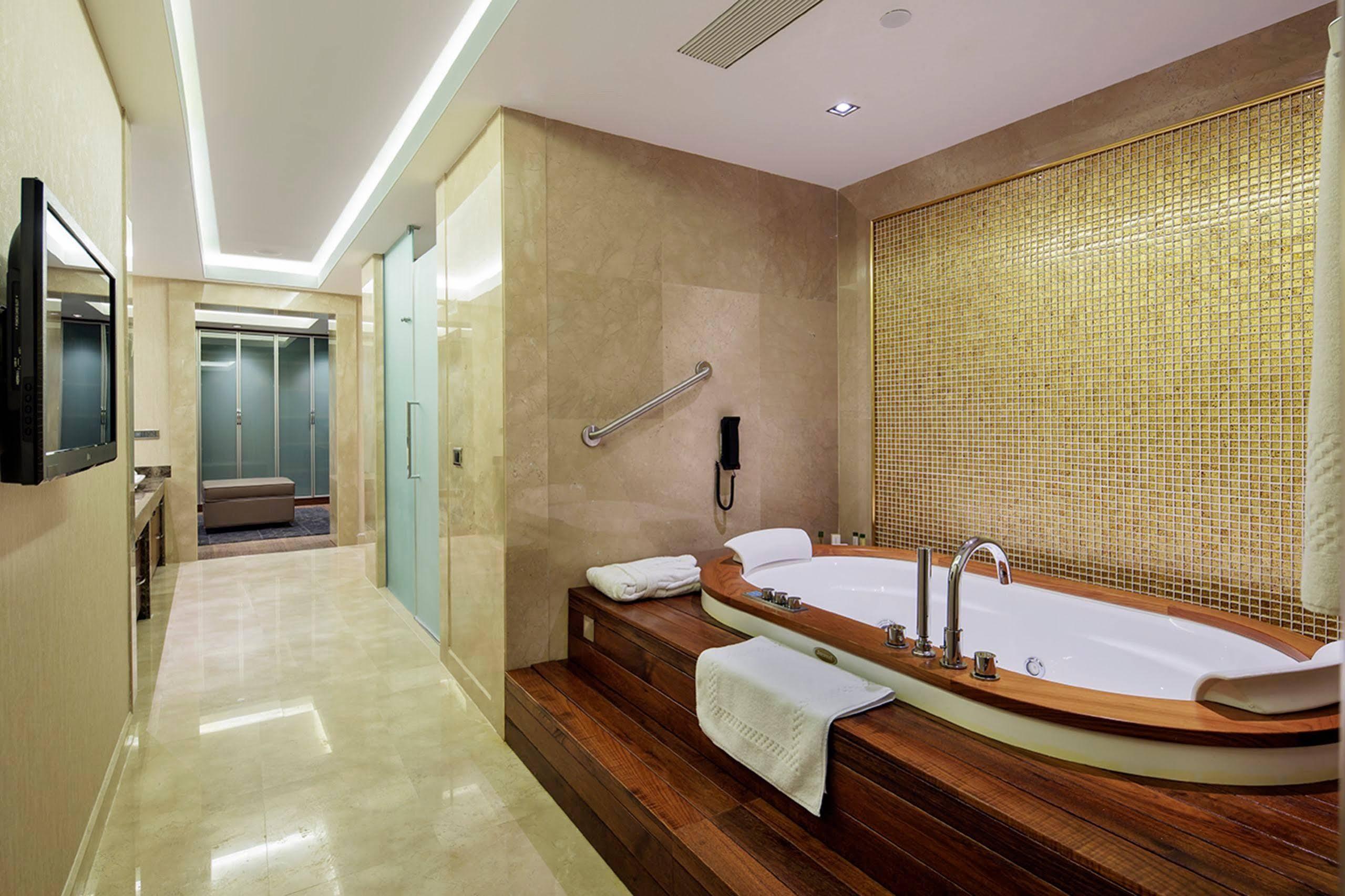 Moevenpick Malatya Hotel Екстер'єр фото