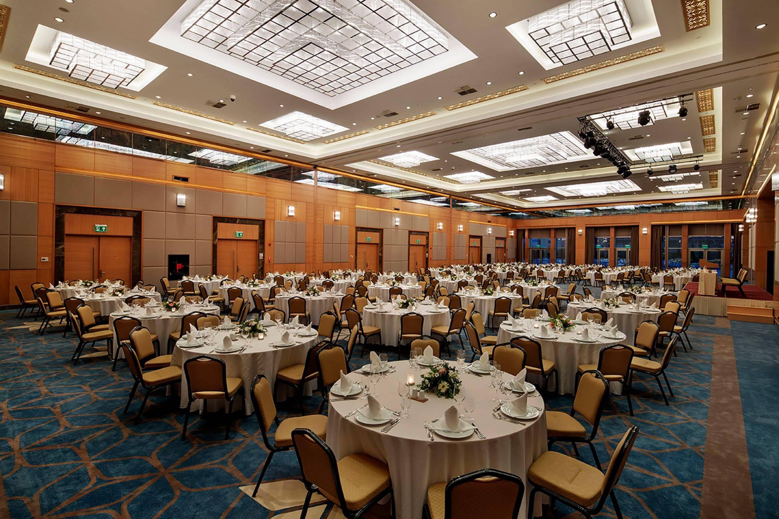 Moevenpick Malatya Hotel Екстер'єр фото